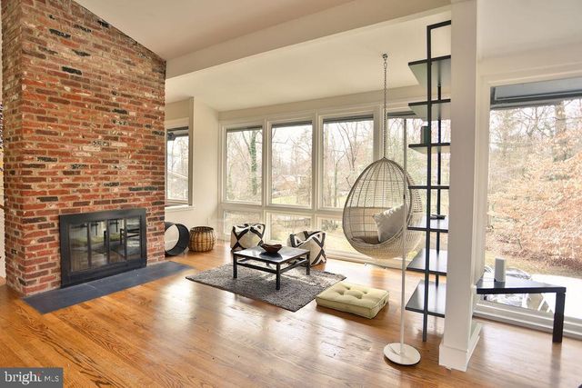 8518 FOREST ST, Annandale, VA 22003