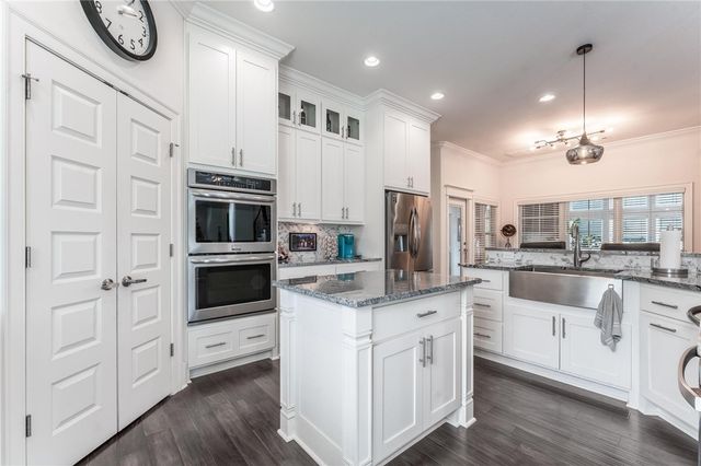 2897 N Chapel View Drive, Fayetteville, AR 72703