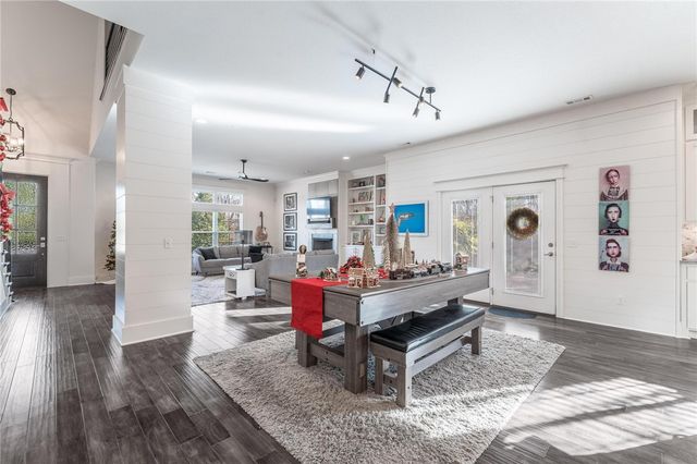 2897 N Chapel View Drive, Fayetteville, AR 72703