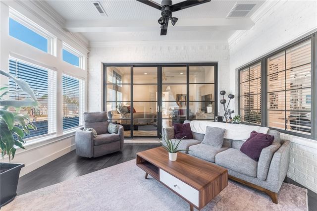 2897 N Chapel View Drive, Fayetteville, AR 72703