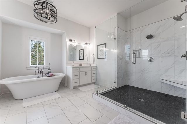 2897 N Chapel View Drive, Fayetteville, AR 72703