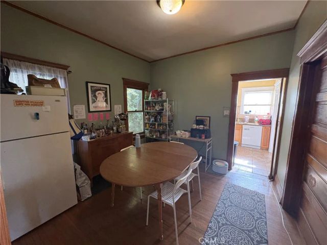 2713 S La Salle, Los Angeles, CA 90018