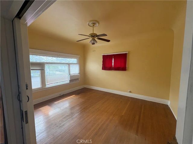 2713 S La Salle, Los Angeles, CA 90018