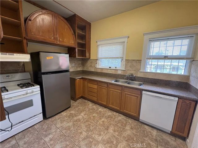 2713 S La Salle, Los Angeles, CA 90018