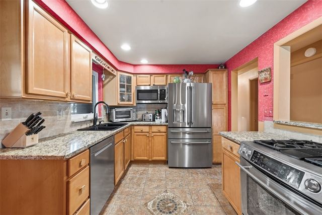 3541 Mcwilliams Rd, Murrysville, PA 15668