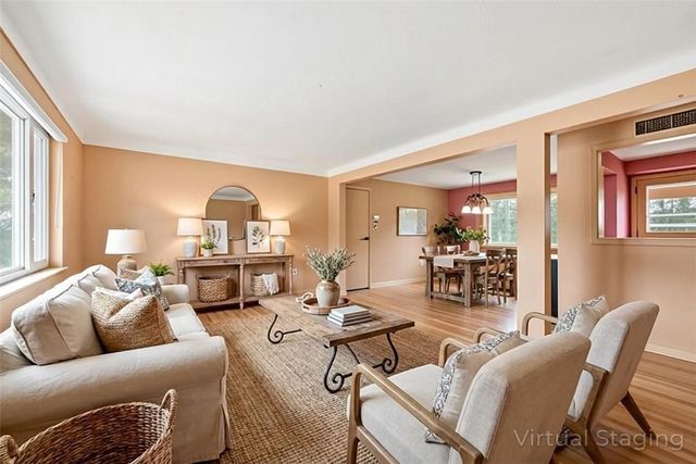 3541 Mcwilliams Rd, Murrysville, PA 15668