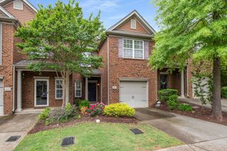 1021 Ashmore Dr, Nashville, TN 37211