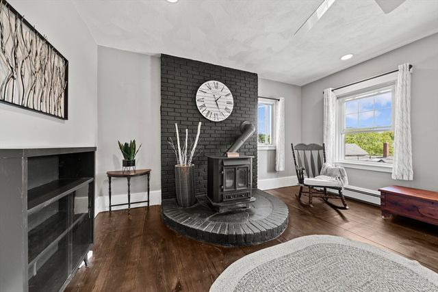 25 Franklin St, Woburn, MA 01801