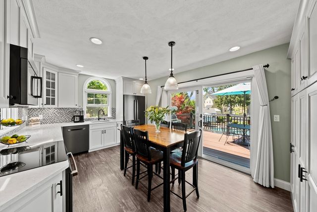 25 Franklin St, Woburn, MA 01801