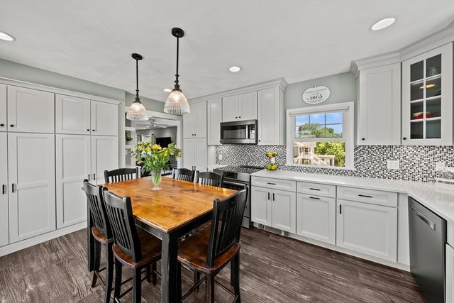 25 Franklin St, Woburn, MA 01801