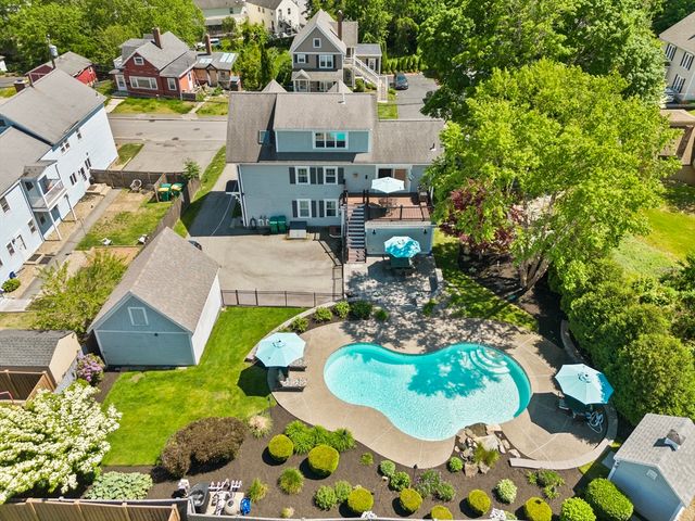 25 Franklin St, Woburn, MA 01801