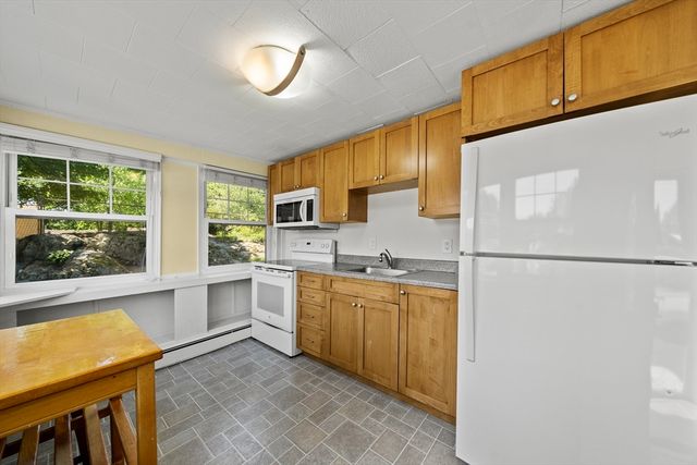 25 Franklin St, Woburn, MA 01801