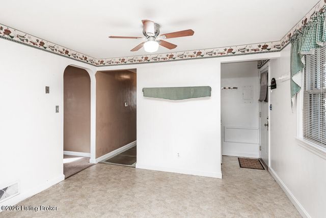 2613 Alva Dr, Louisville, KY 40216