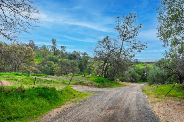 2020 Kilaga Springs Rd, Lincoln, CA 95648