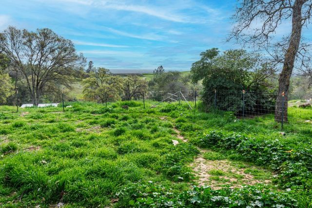 2020 Kilaga Springs Rd, Lincoln, CA 95648