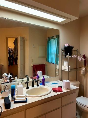 8341 W OAK STREET, Crystal River, FL 34428