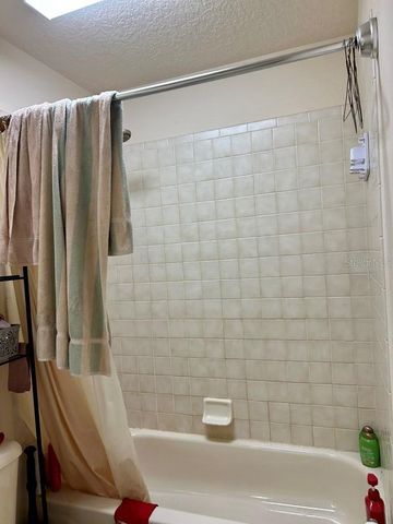 8341 W OAK STREET, Crystal River, FL 34428