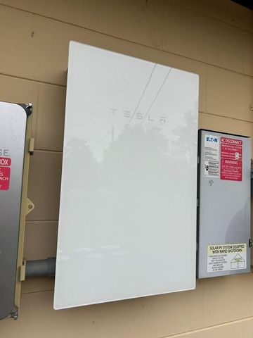 8341 W OAK STREET, Crystal River, FL 34428