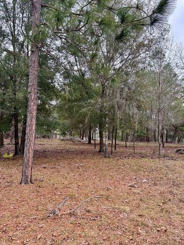 8341 W OAK STREET, Crystal River, FL 34428