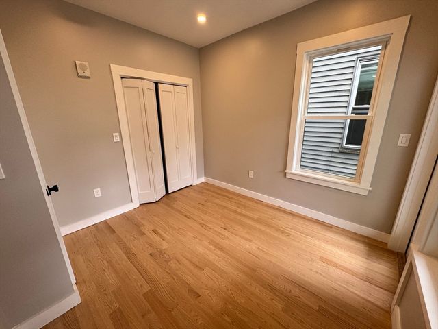 272 E Cottage St 1, Boston, MA 02125