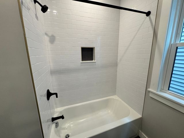 272 E Cottage St 1, Boston, MA 02125