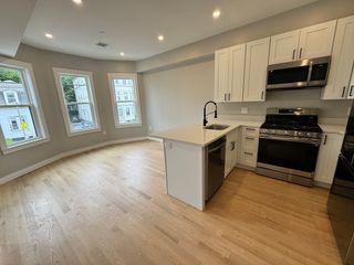 272 E Cottage St 1, Boston, MA 02125