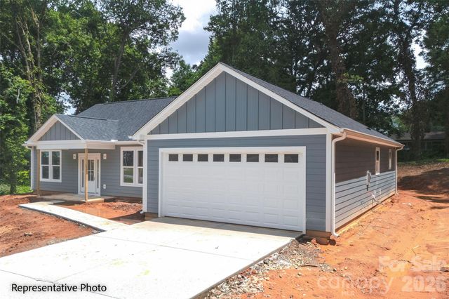 612 Central Drive 2, Statesville, NC 28677