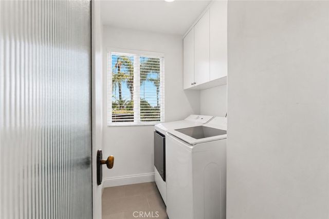 23365 Calvert Street, Woodland Hills, CA 91367