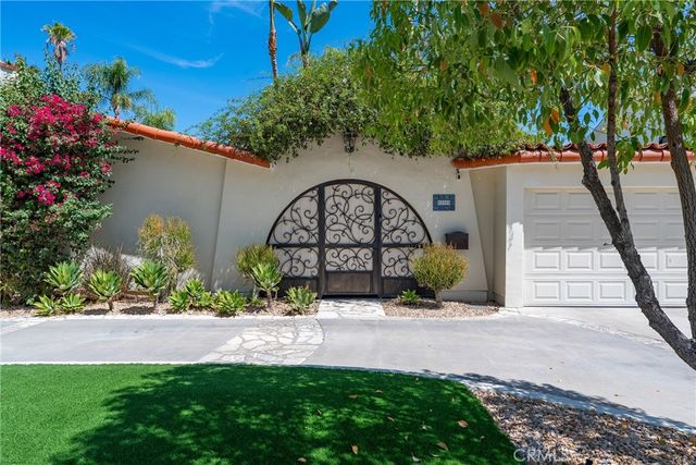 23365 Calvert Street, Woodland Hills, CA 91367