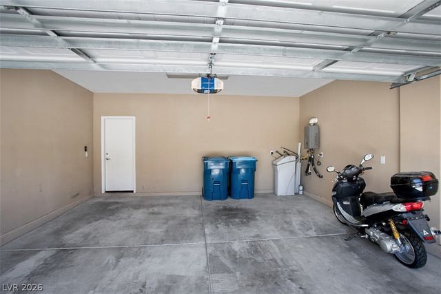8266 Arden Landing Place, Las Vegas, NV 89117