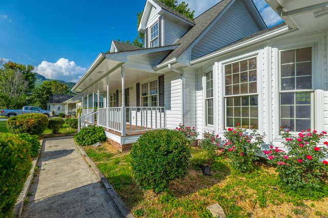 1108 Asher Street, Jasper, TN 37347