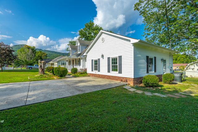 1108 Asher Street, Jasper, TN 37347