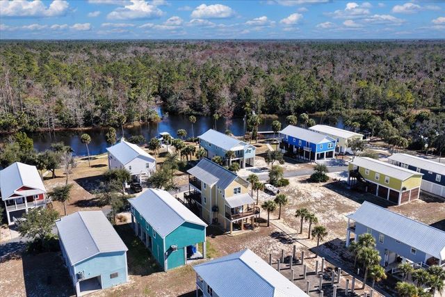 1259 NE Rivers Bend Way, Steinhatchee, FL 32359