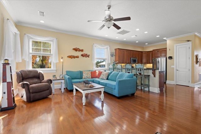 1259 NE Rivers Bend Way, Steinhatchee, FL 32359