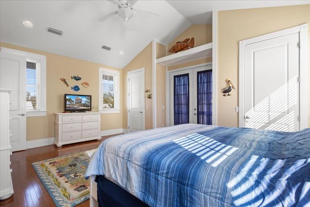 1259 NE Rivers Bend Way, Steinhatchee, FL 32359