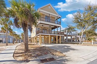 1259 NE Rivers Bend Way, Steinhatchee, FL 32359