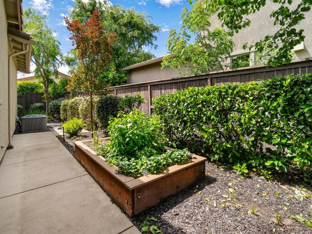 5246 Degas Way, El Dorado Hills, CA 95762