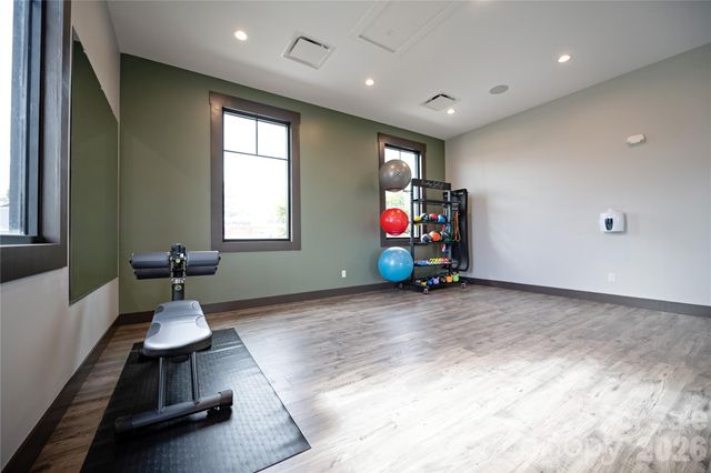 330 Lagoon Road, Fletcher, NC 28732