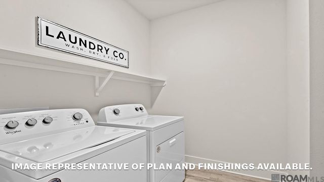 12715 Legacy Oaks Avenue, Central, LA 70818