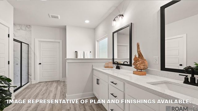 12715 Legacy Oaks Avenue, Central, LA 70818