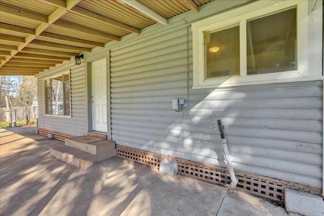 12282 Rough And Ready Hwy, Grass Valley, CA 95945