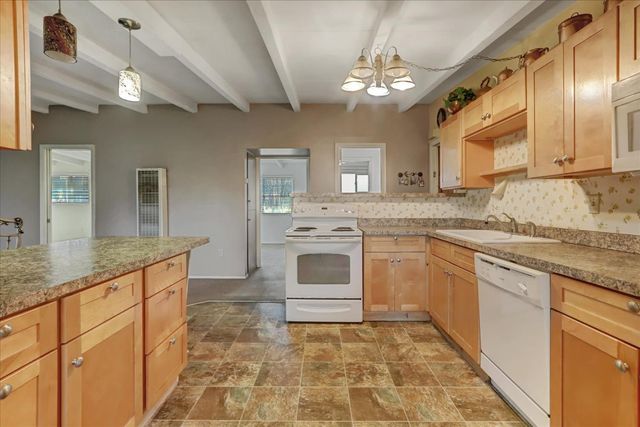 12282 Rough And Ready Hwy, Grass Valley, CA 95945