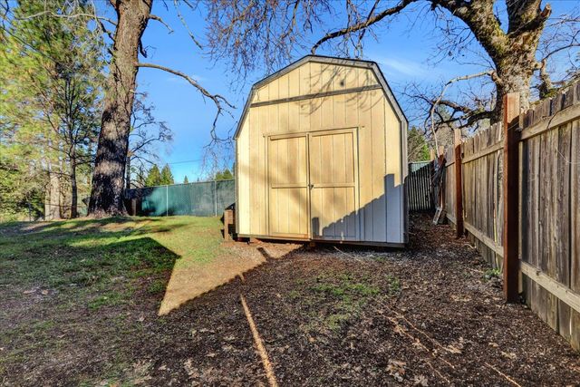 12282 Rough And Ready Hwy, Grass Valley, CA 95945