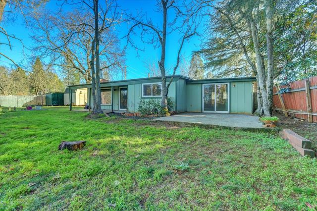 12282 Rough And Ready Hwy, Grass Valley, CA 95945