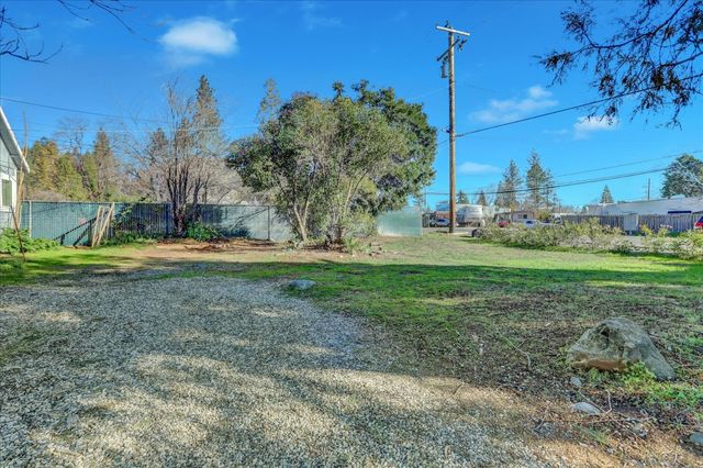 12282 Rough And Ready Hwy, Grass Valley, CA 95945