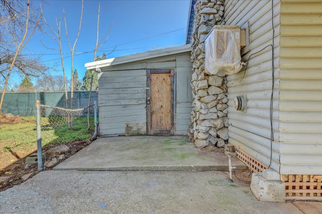 12282 Rough And Ready Hwy, Grass Valley, CA 95945