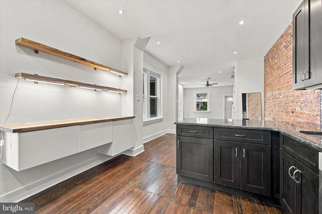 5225 LARCHWOOD AVE, Philadelphia, PA 19143