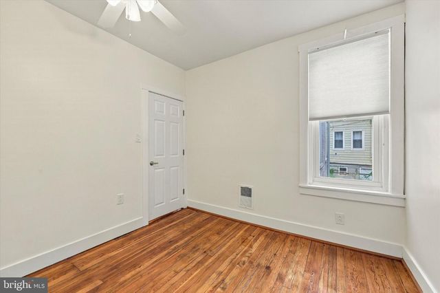 5225 LARCHWOOD AVE, Philadelphia, PA 19143