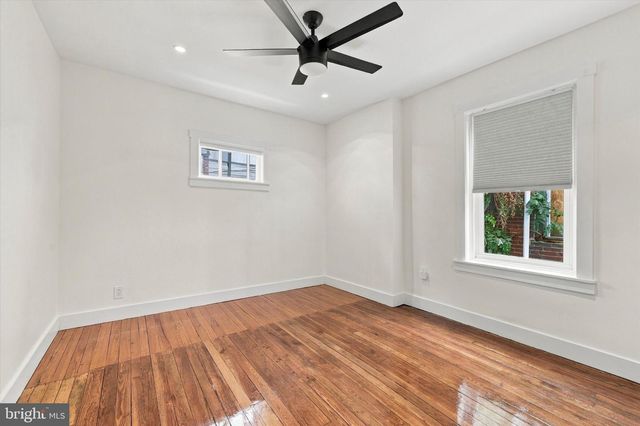 5225 LARCHWOOD AVE, Philadelphia, PA 19143