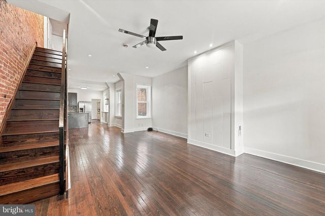 5225 LARCHWOOD AVE, Philadelphia, PA 19143